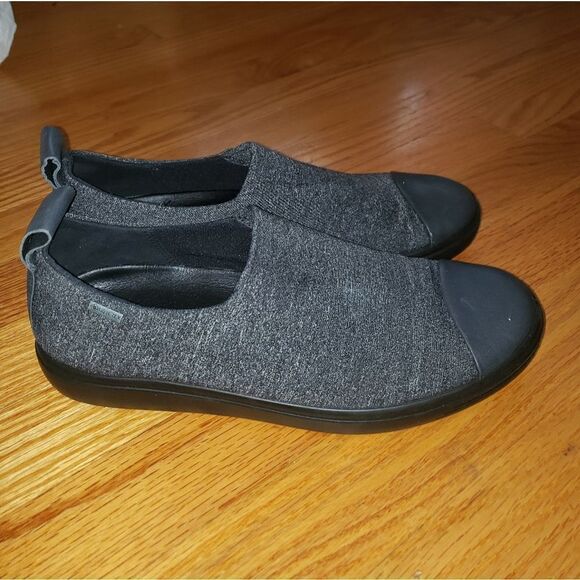 Ecco goretex Slip-On Flats - Picture 1 of 7